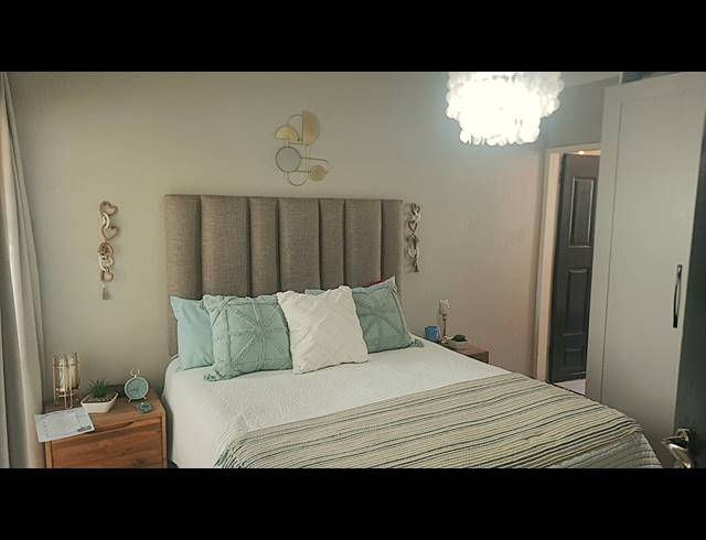 3 BEDROOM SECTIONAL TITLE FOR SALE IN DIE HOEWES